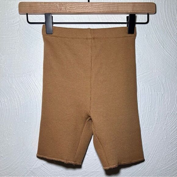 SKIMS Waffle Shorts in Camel - Picture 4 of 7